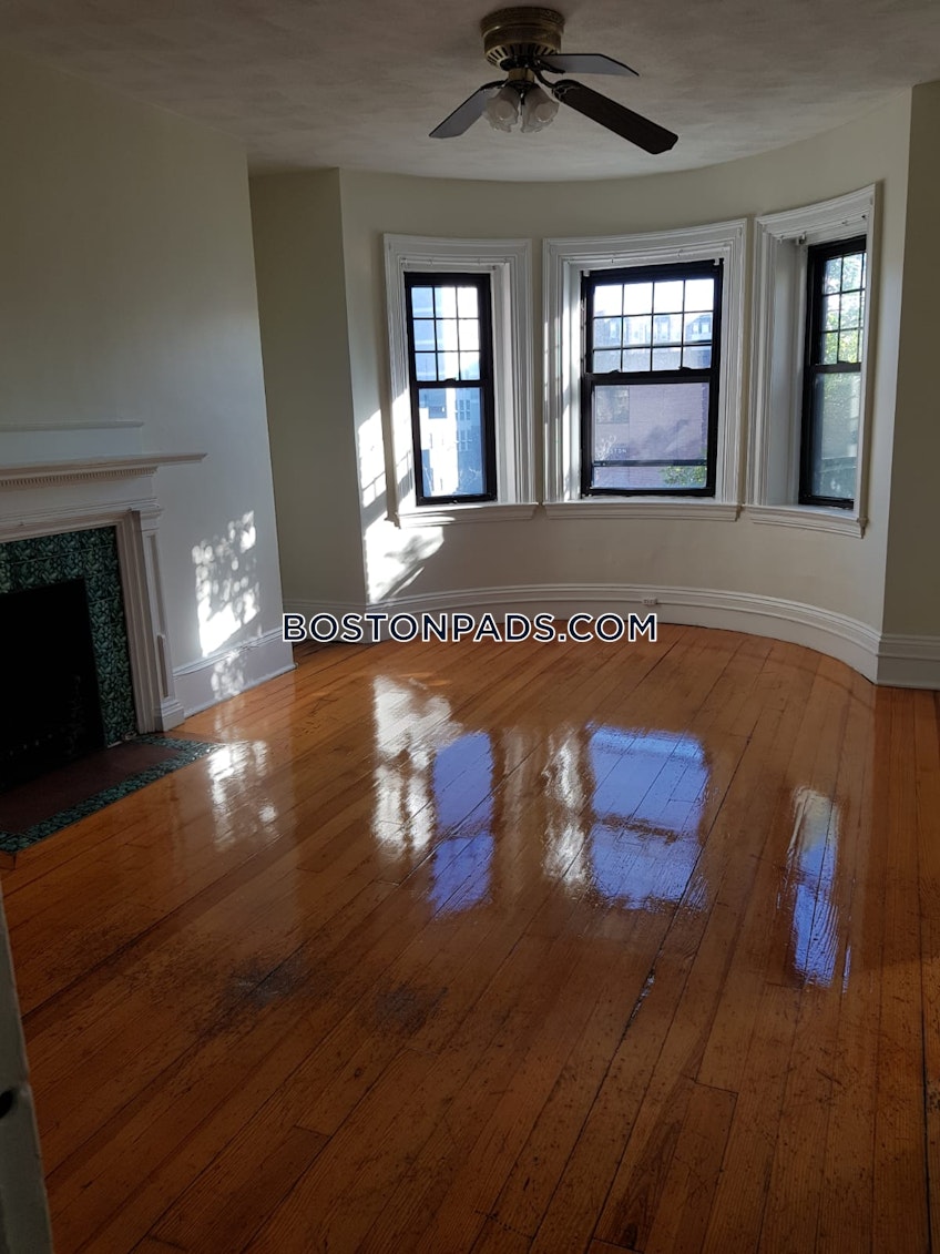 Boston - $3,995+ /month