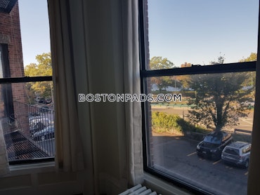 Boston - 2 Beds, 1 Baths