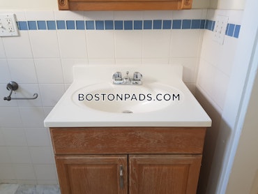 Boston - 2 Beds, 1 Baths