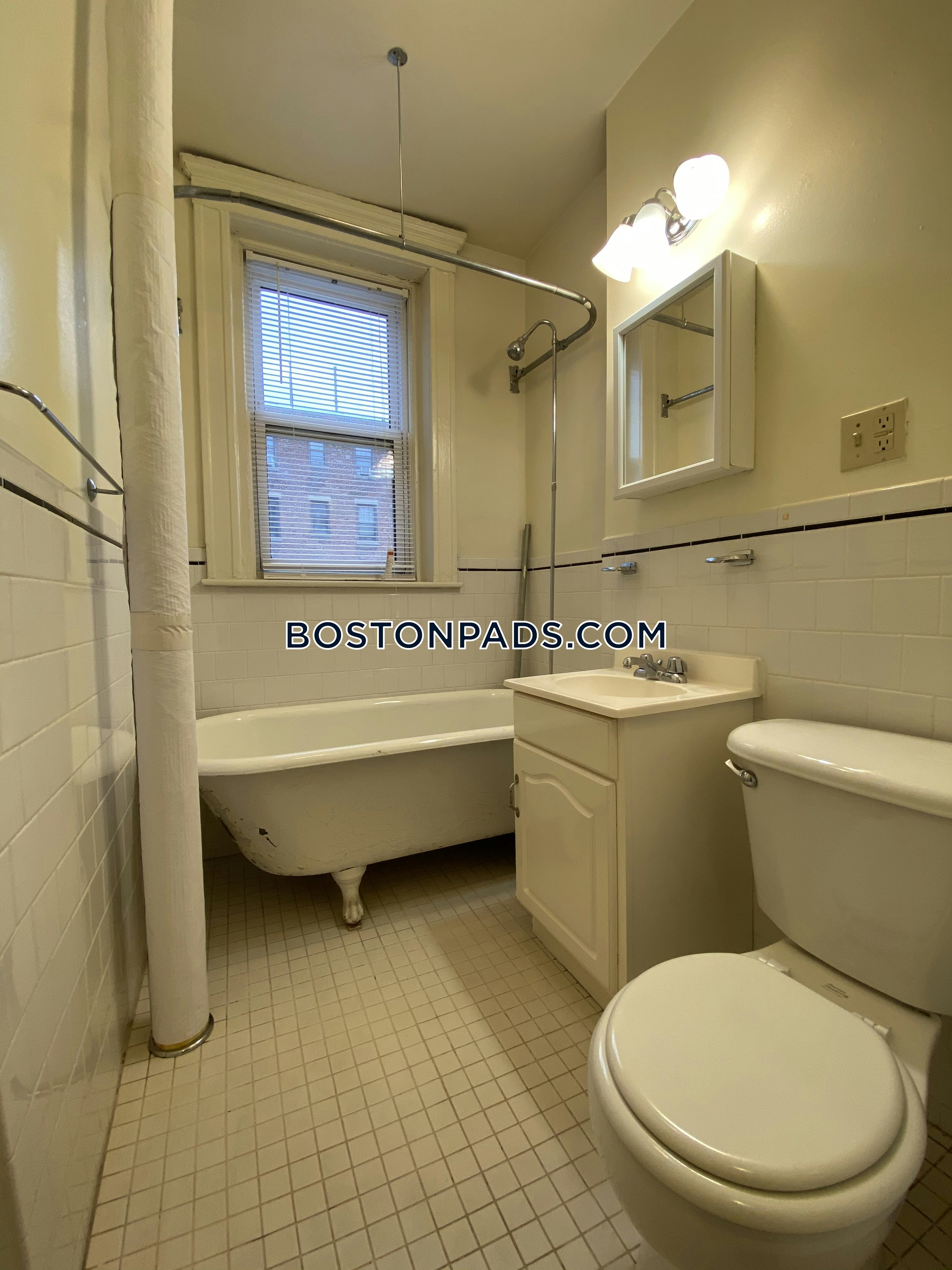 Fenway/kenmore Apartment for rent 1 Bedroom 1 Bath Boston 2,900