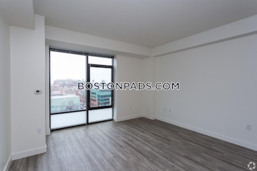 Boston - 3 Beds, 3 Baths