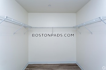 Boston - 3 Beds, 3 Baths