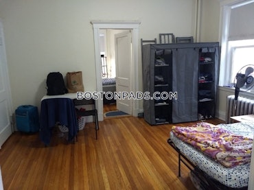 Fenway/Kenmore, Boston, MA - 1 Bed, 1 Bath - $2,650 - ID#4634673