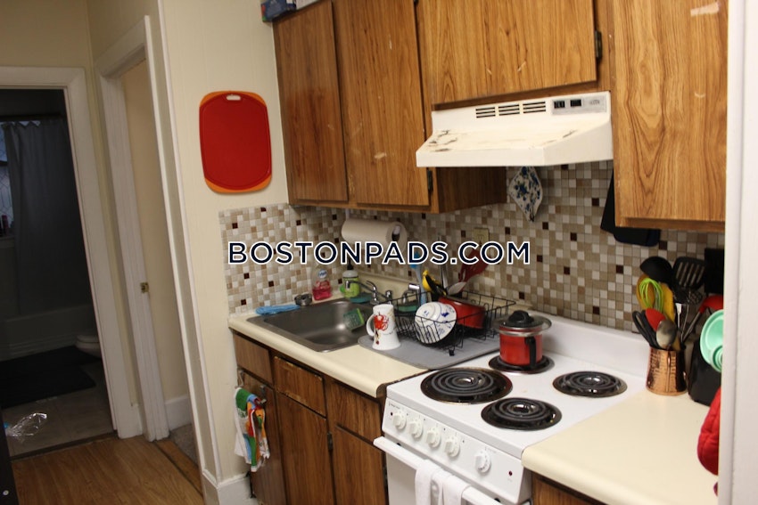 Boston - Fenway/Kenmore - 2 Beds, 1 Bath - Image 8
