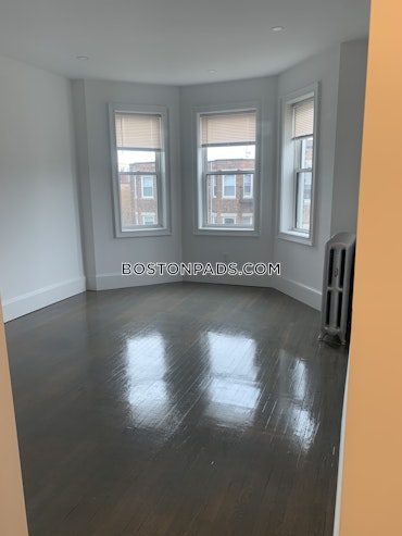 Boston - 1 Beds, 1 Baths