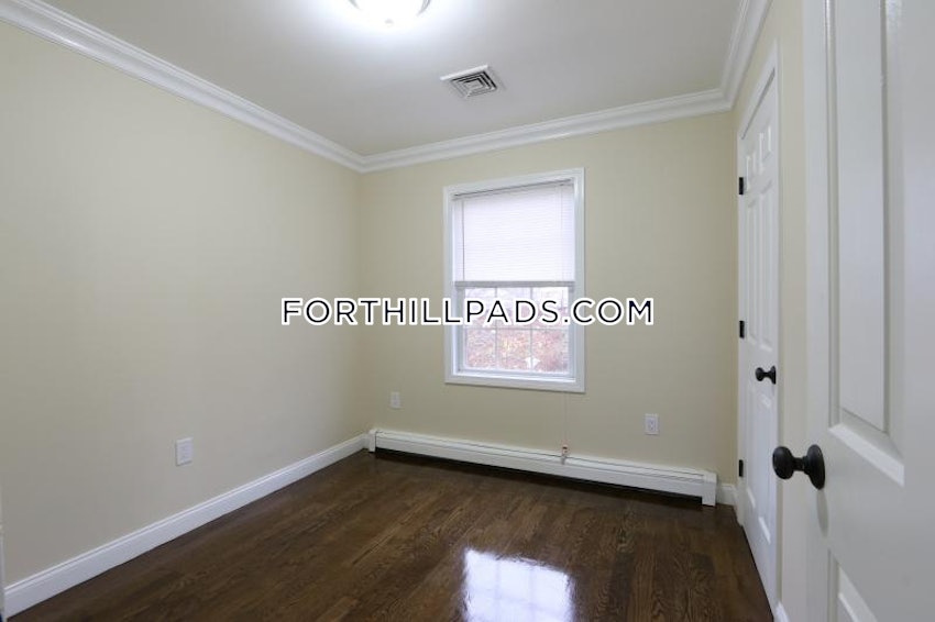 BOSTON - FORT HILL - 4 Beds, 2.5 Baths - Image 7