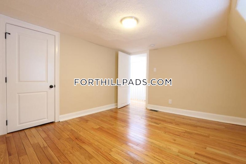 BOSTON - FORT HILL - 3 Beds, 1.5 Baths - Image 42