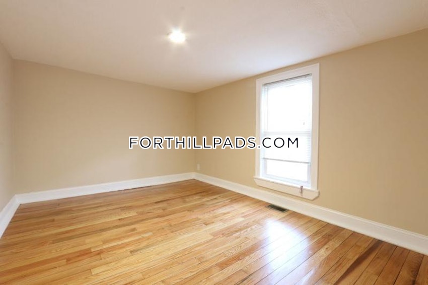 BOSTON - FORT HILL - 3 Beds, 1.5 Baths - Image 45