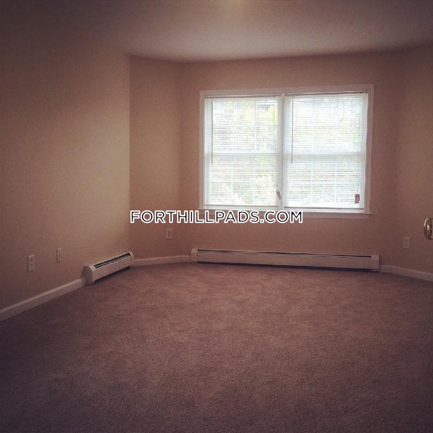 BOSTON - FORT HILL - 5 Beds, 2 Baths - Image 4