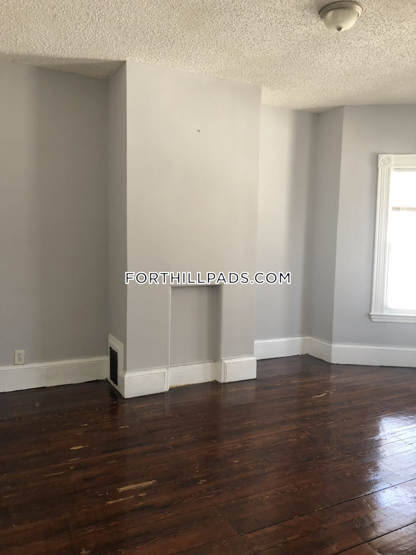 BOSTON - FORT HILL - 3 Beds, 2 Baths - Image 11