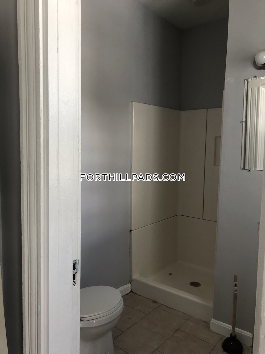 BOSTON - FORT HILL - 3 Beds, 2 Baths - Image 17