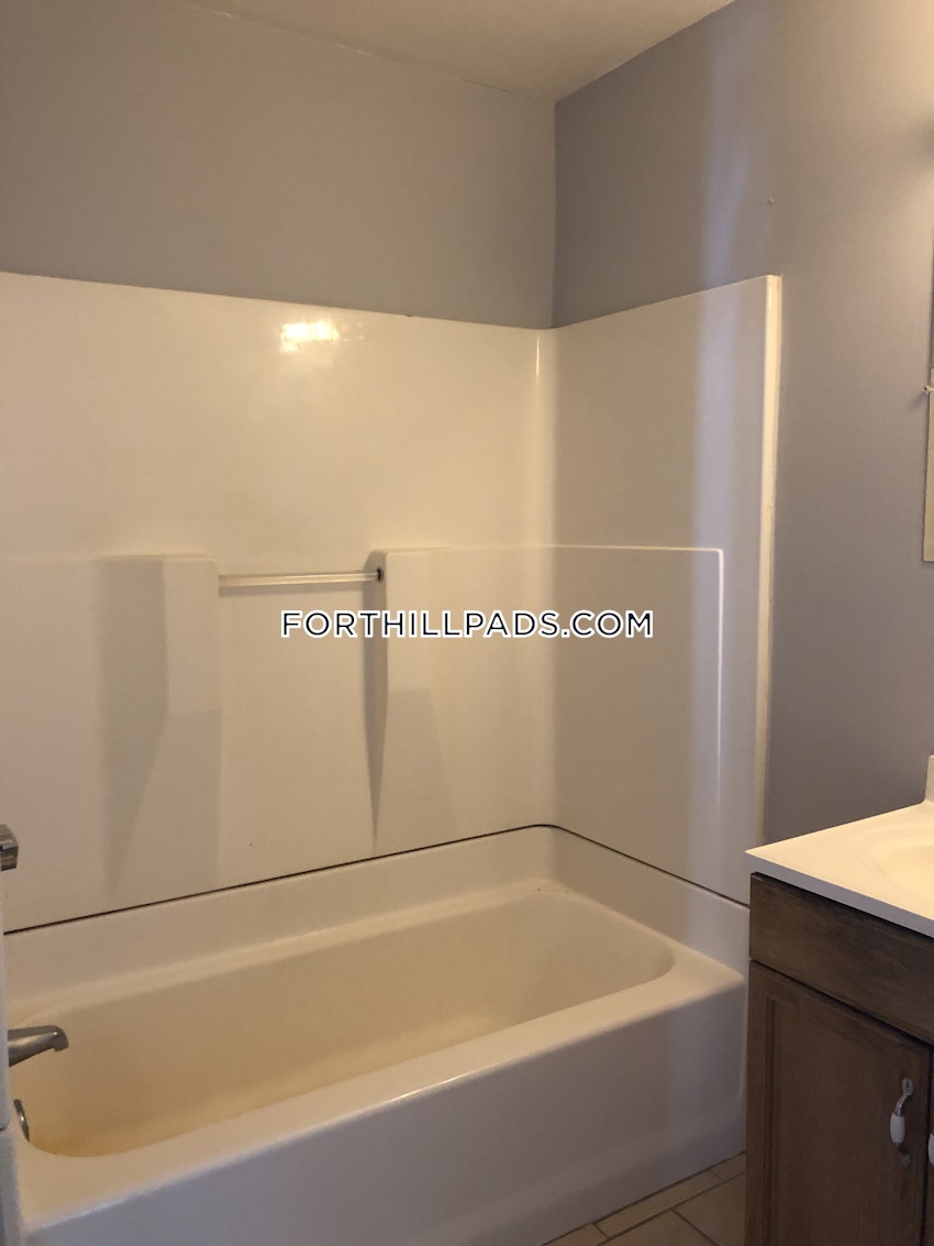 BOSTON - FORT HILL - 3 Beds, 2 Baths - Image 16