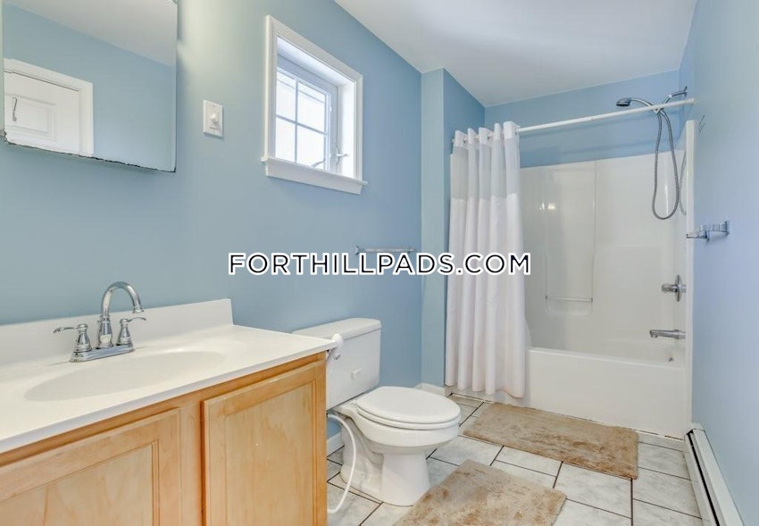 BOSTON - FORT HILL - 5 Beds, 2.5 Baths - Image 3