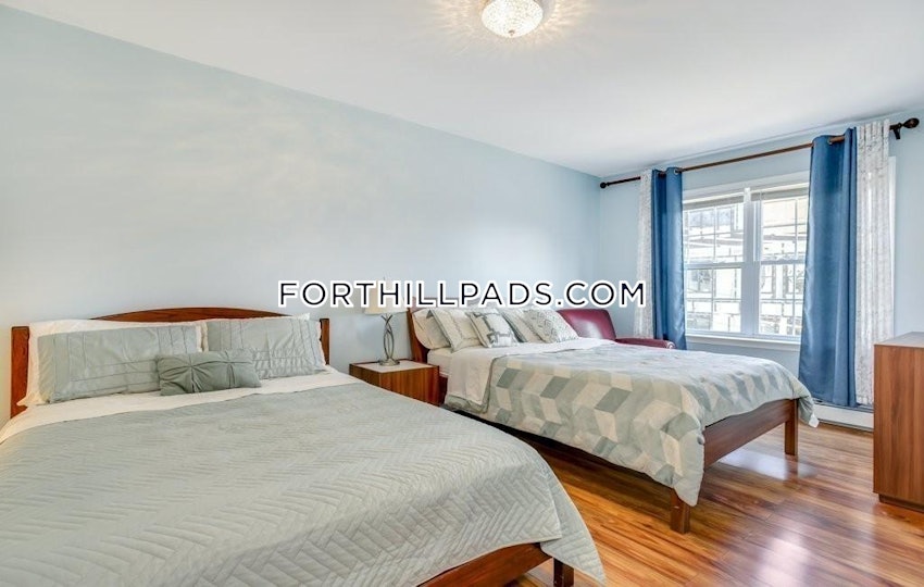 BOSTON - FORT HILL - 5 Beds, 2.5 Baths - Image 5