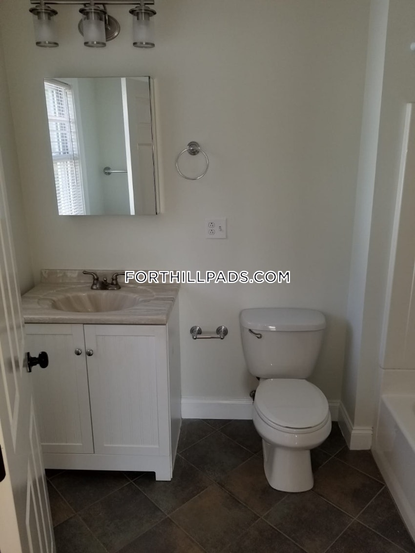 BOSTON - ROXBURY - 4 Beds, 2.5 Baths - Image 11