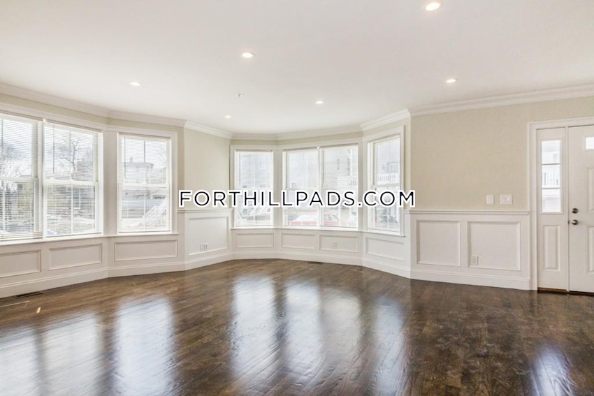 BOSTON - FORT HILL - 4 Beds, 3.5 Baths - Image 6