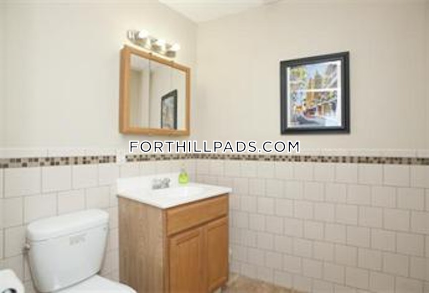 BOSTON - FORT HILL - 2 Beds, 1.5 Baths - Image 8