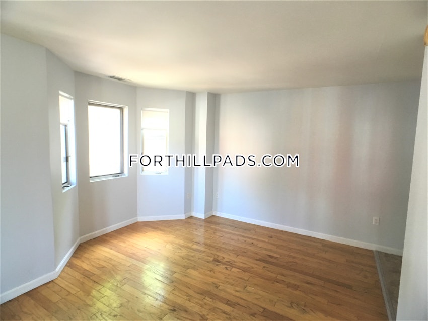 BOSTON - FORT HILL - 3 Beds, 1.5 Baths - Image 23