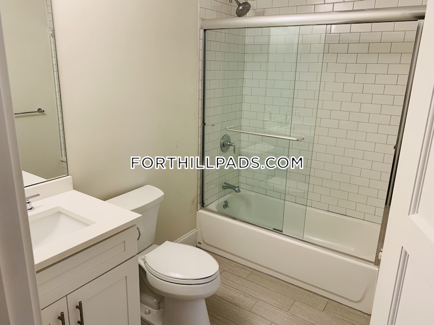 BOSTON - FORT HILL - 2 Beds, 2.5 Baths - Image 29