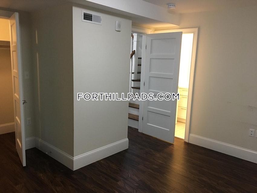 BOSTON - FORT HILL - 2 Beds, 2.5 Baths - Image 23