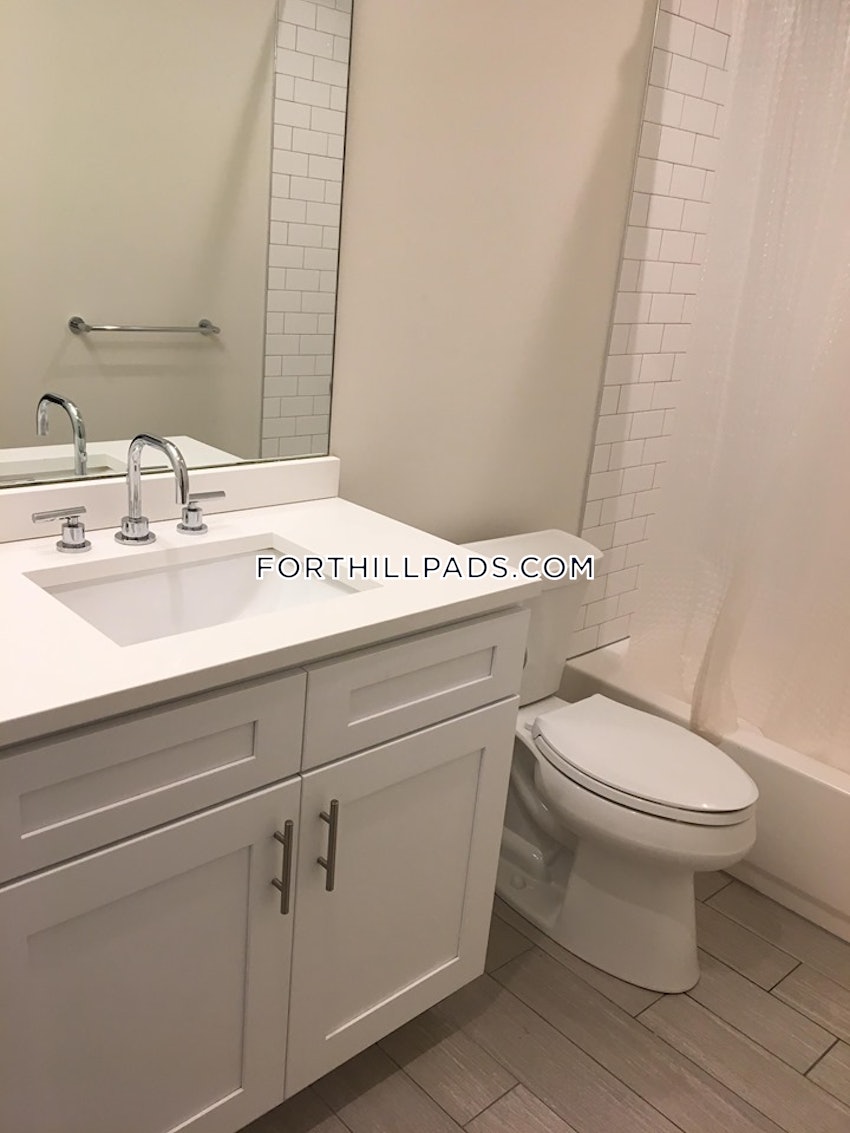 BOSTON - FORT HILL - 2 Beds, 2.5 Baths - Image 33