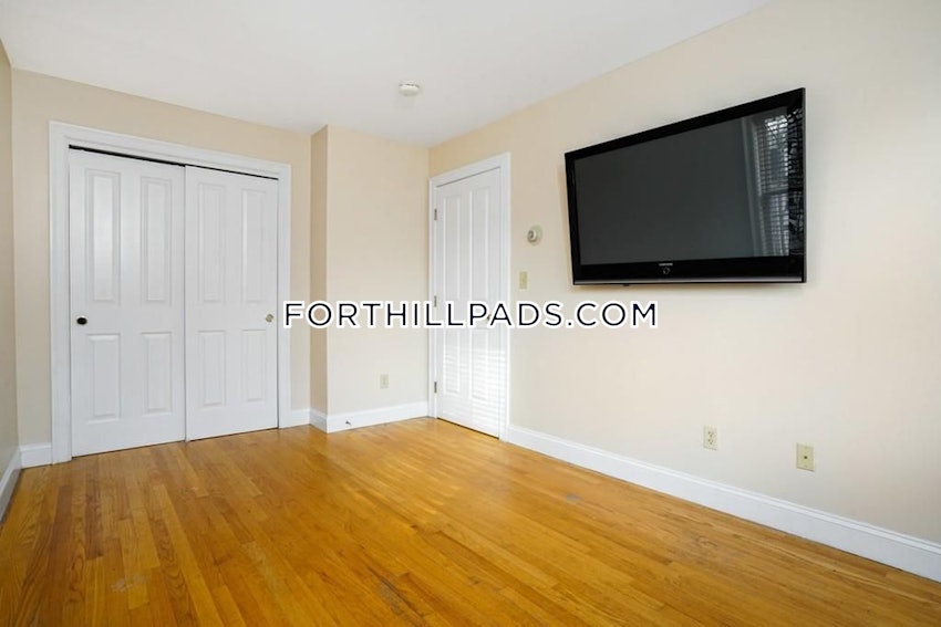 BOSTON - FORT HILL - 4 Beds, 2.5 Baths - Image 37