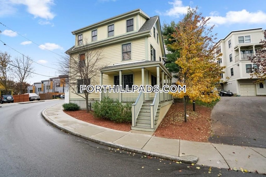 BOSTON - FORT HILL - 4 Beds, 2.5 Baths - Image 48