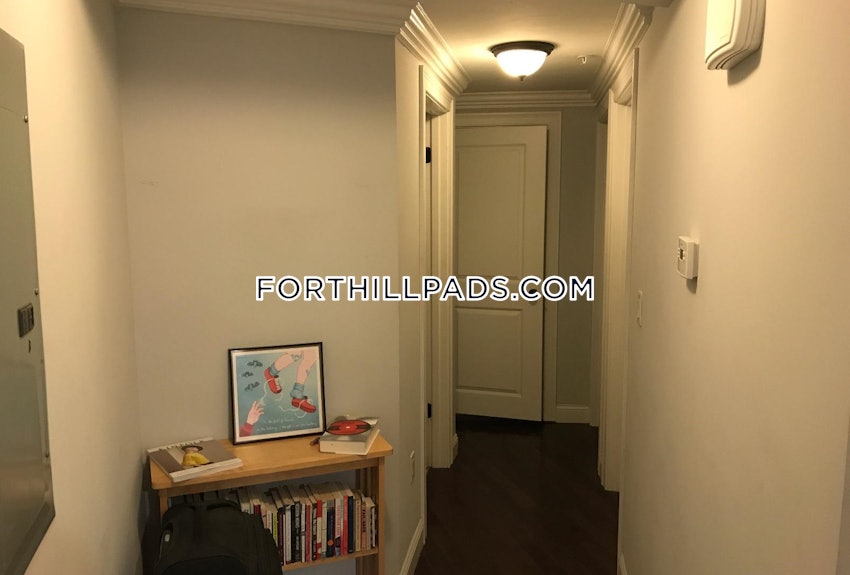 BOSTON - FORT HILL - 2 Beds, 1 Bath - Image 8