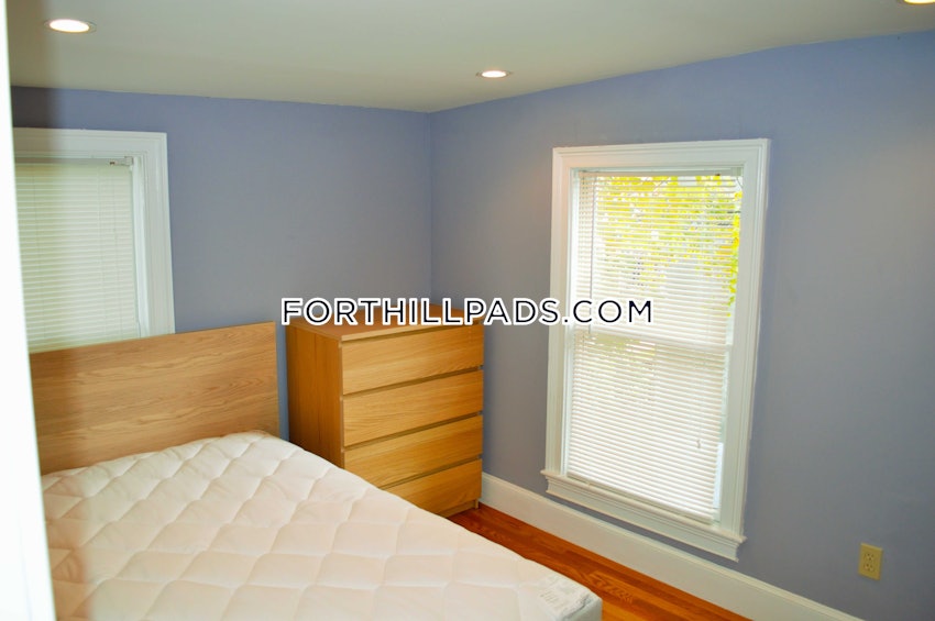 BOSTON - FORT HILL - 3 Beds, 2 Baths - Image 6