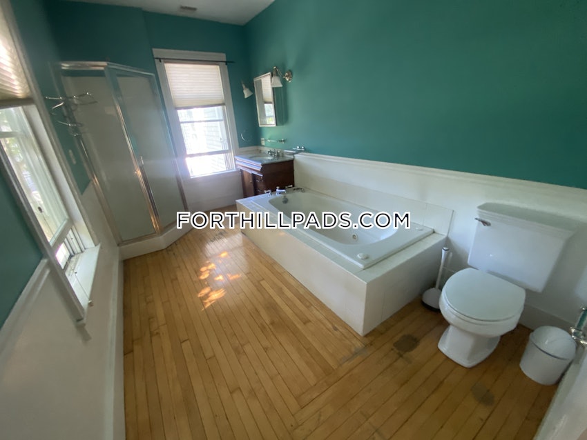 BOSTON - FORT HILL - 1 Bed, 3.5 Baths - Image 51