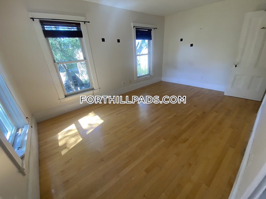 BOSTON - FORT HILL - 1 Bed, 3.5 Baths - Image 45