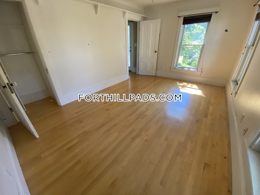 BOSTON - FORT HILL - 1 Bed, 3.5 Baths - Image 44