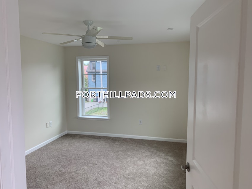 BOSTON - FORT HILL - 3 Beds, 2.5 Baths - Image 4