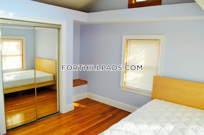 BOSTON - FORT HILL - 3 Beds, 2 Baths - Image 5