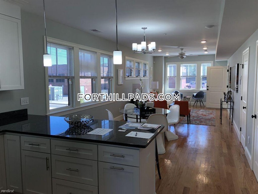 BOSTON - FORT HILL - 5 Beds, 3 Baths - Image 4