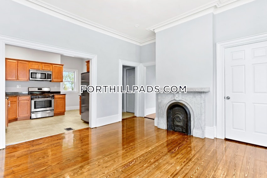 BOSTON - FORT HILL - 3 Beds, 2 Baths - Image 6