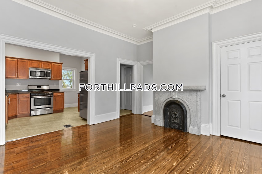 BOSTON - FORT HILL - 3 Beds, 2 Baths - Image 4