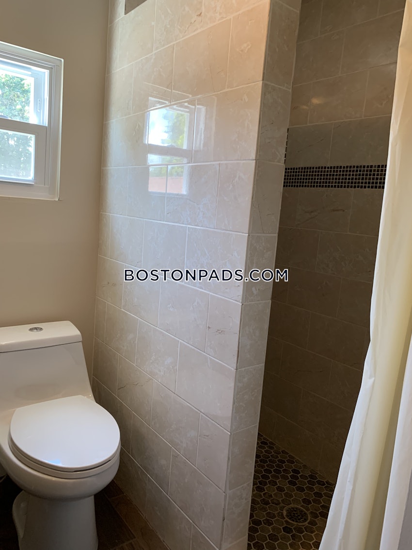 BOSTON - HYDE PARK - 3 Beds, 1 Bath - Image 20