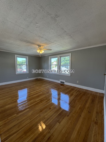 Hyde Park, Boston, MA - 2 Beds, 1 Bath - $2,000 - ID#4845362