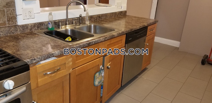 BOSTON - HYDE PARK - 2 Beds, 1 Bath - Image 6