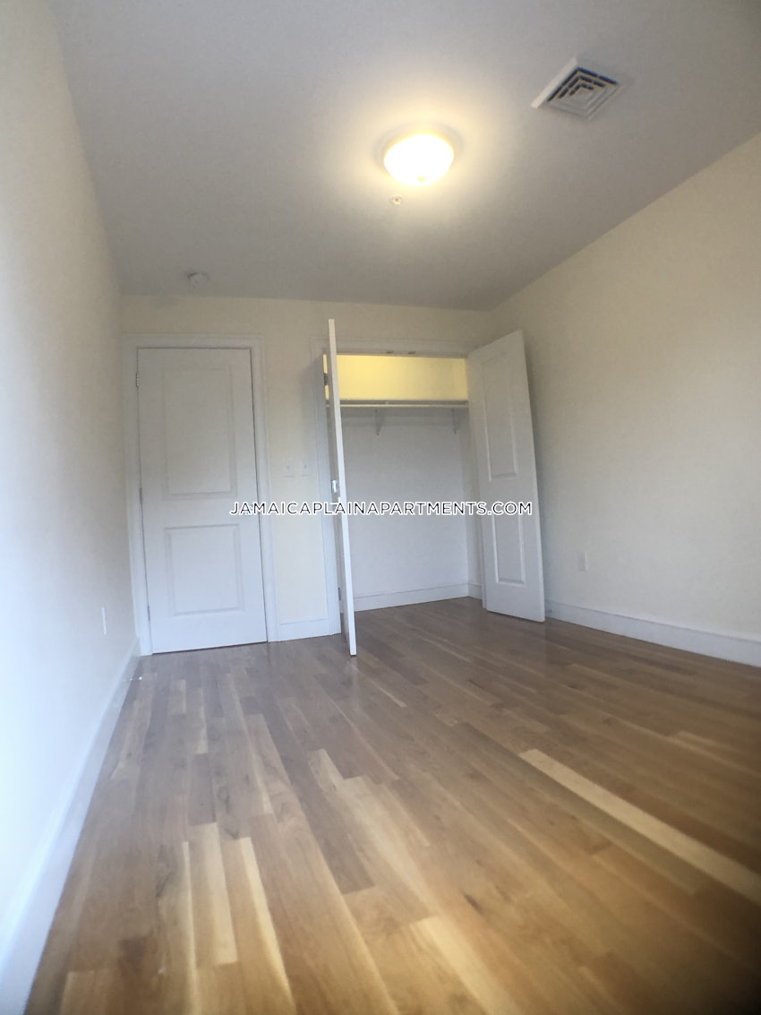 BOSTON - JAMAICA PLAIN - ARBORETUM - 2 Beds, 1 Bath - Image 39