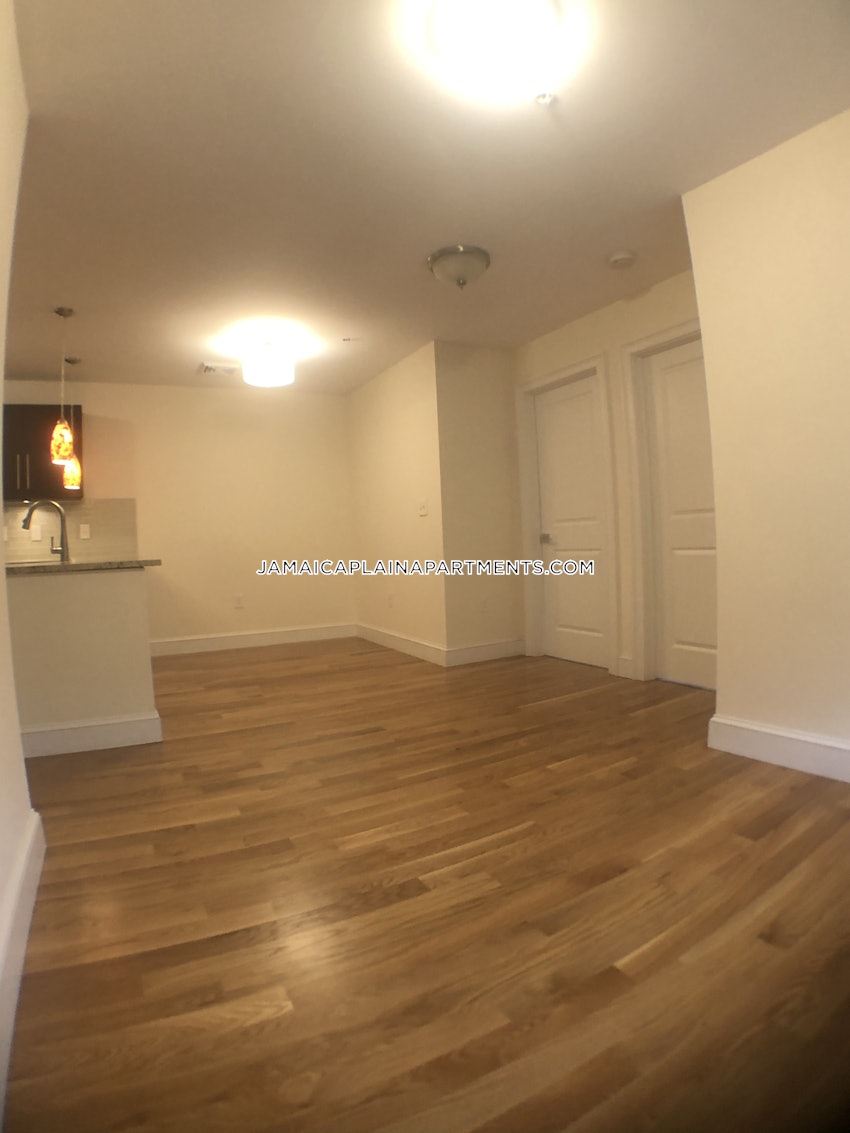 BOSTON - JAMAICA PLAIN - ARBORETUM - 2 Beds, 1 Bath - Image 16