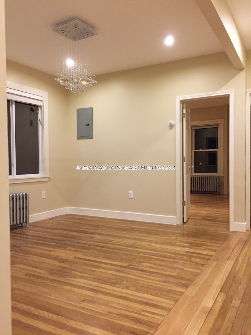 BOSTON - JAMAICA PLAIN - FOREST HILLS - 3 Beds, 1 Bath - Image 2