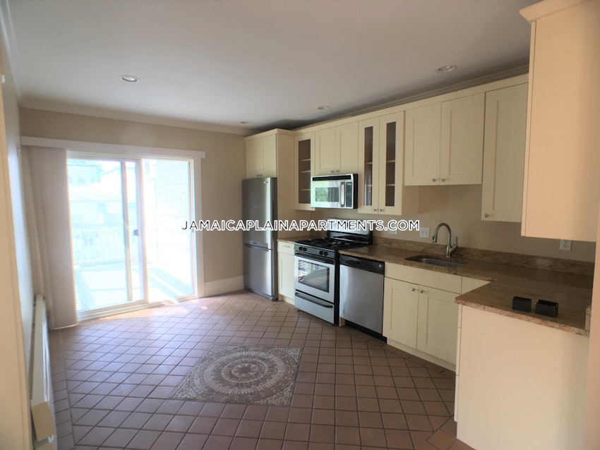 BOSTON - JAMAICA PLAIN - FOREST HILLS - 2 Beds, 2 Baths - Image 3