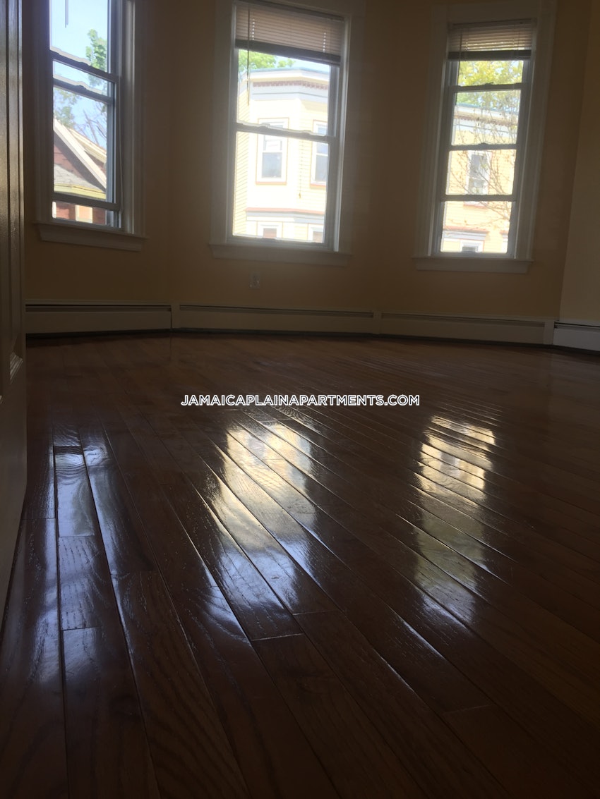 BOSTON - JAMAICA PLAIN - FOREST HILLS - 2 Beds, 2 Baths - Image 53