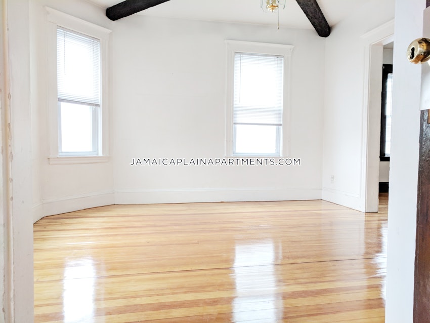 BOSTON - JAMAICA PLAIN - FOREST HILLS - 2 Beds, 1 Bath - Image 11