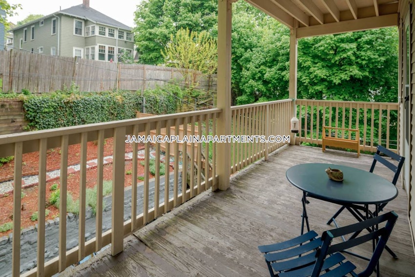 BOSTON - JAMAICA PLAIN - FOREST HILLS - 3 Beds, 1 Bath - Image 5