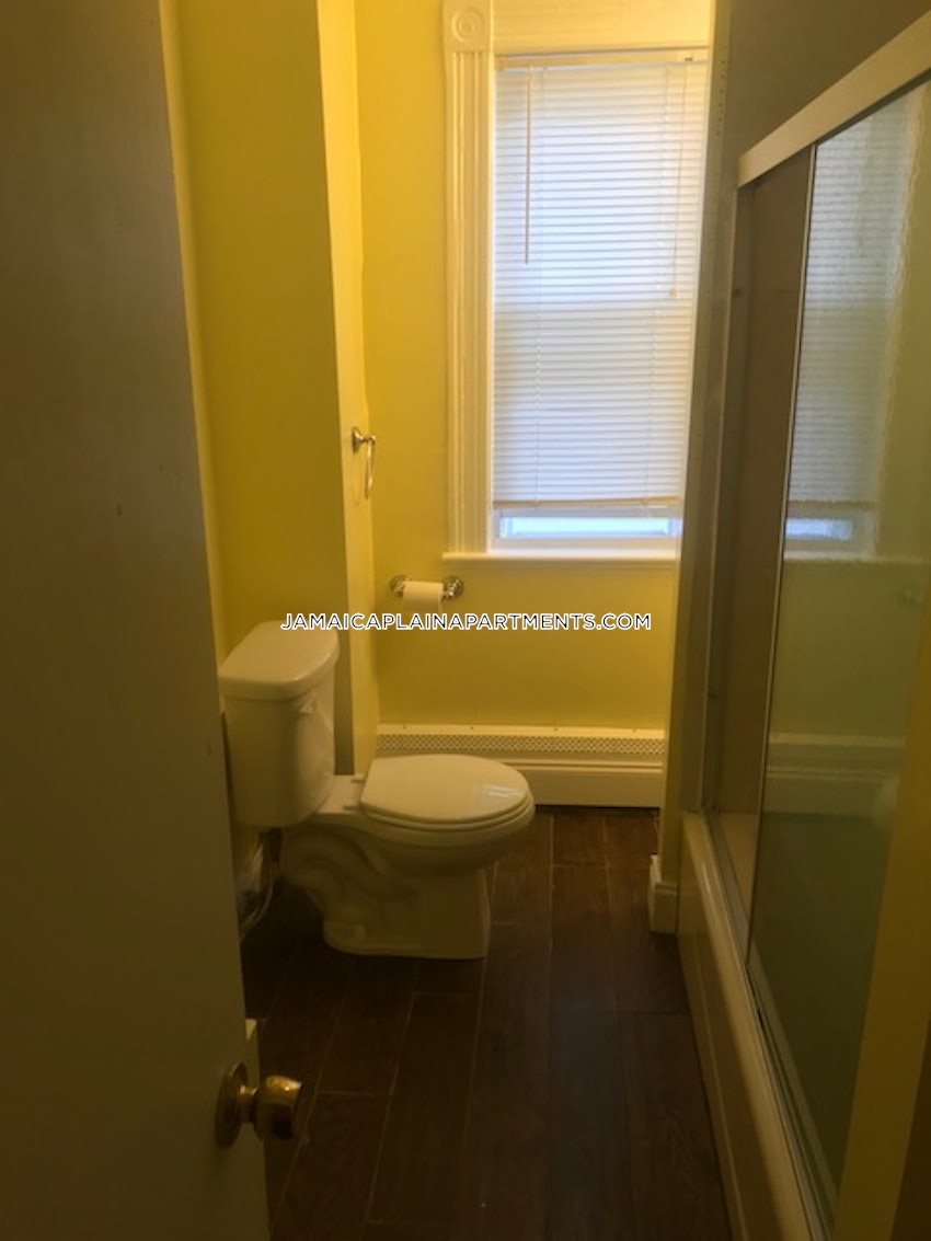 BOSTON - JAMAICA PLAIN - FOREST HILLS - 4 Beds, 1 Bath - Image 1