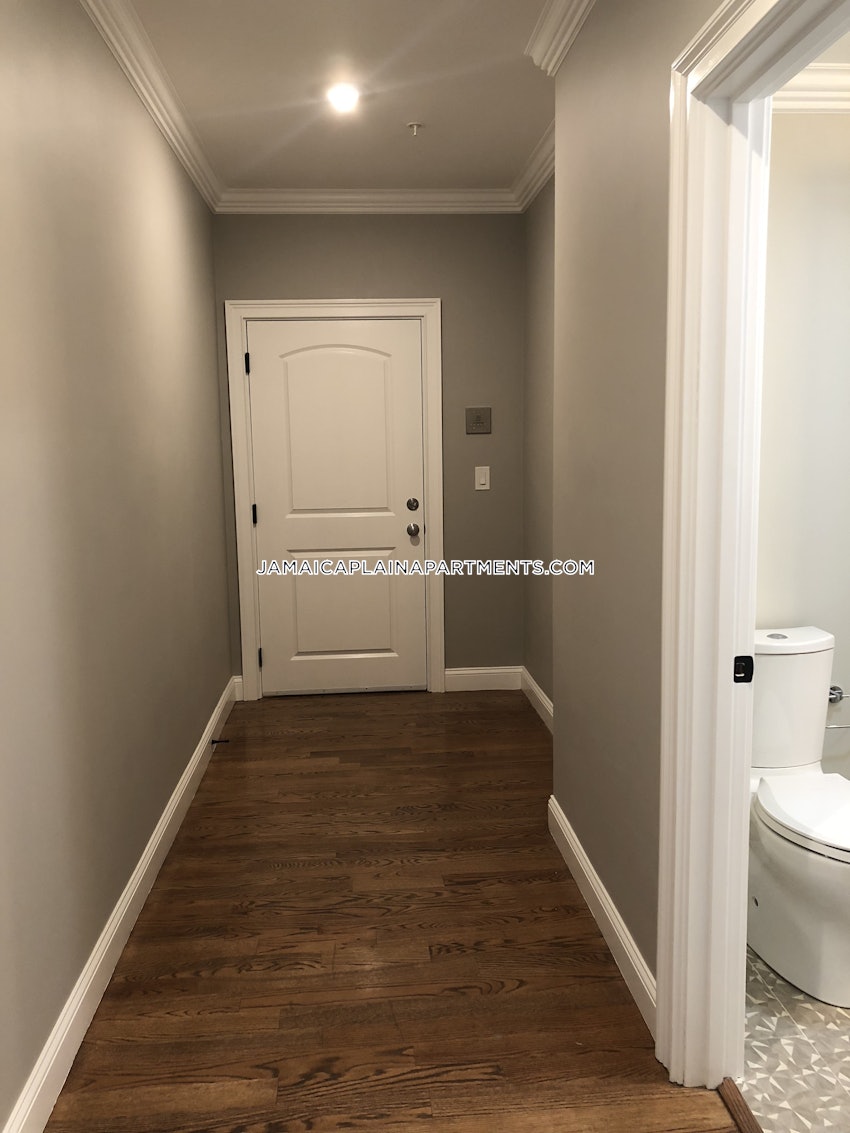 BOSTON - JAMAICA PLAIN - FOREST HILLS - 3 Beds, 2 Baths - Image 14