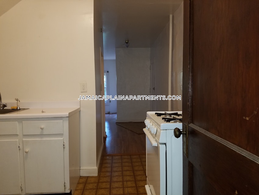 BOSTON - JAMAICA PLAIN - FOREST HILLS - 2 Beds, 2 Baths - Image 4